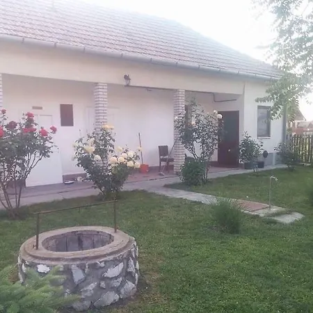 Vendégház Nora Vendeghaz *